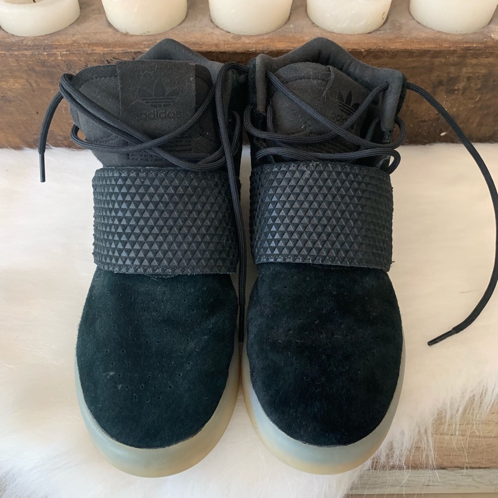 Adidas TUBULAR Kids Shoes Tennis 4.5